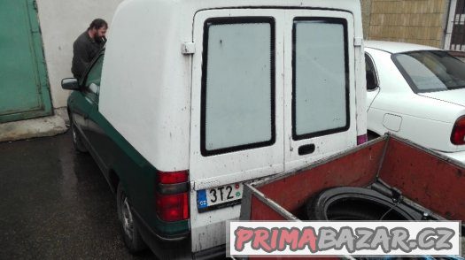 Prodej osobního automobilu ŠKODA PICK UP 1,3 – fotografie 2