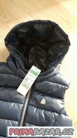 Vestička Benetton – fotografie 2