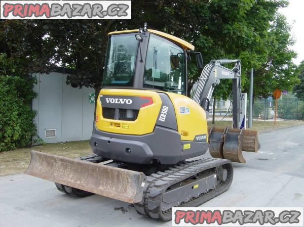2015 VOLVO ECR50D – fotografie 4