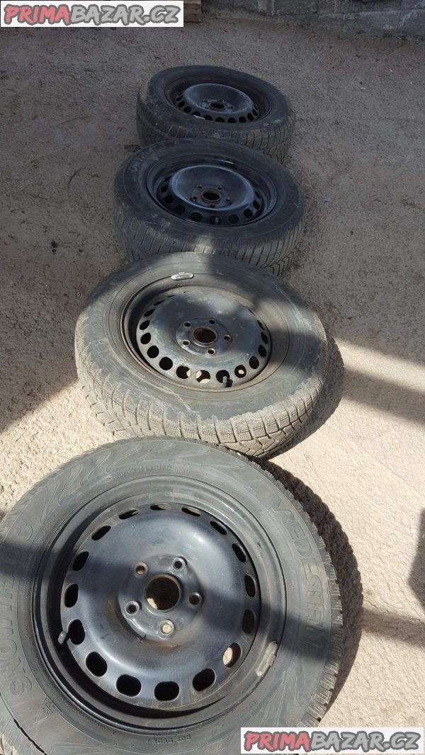 zánovní sada pneu king star sw41 90% vzorek 195/60 r15 8