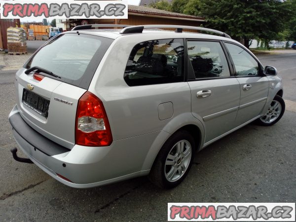 Chevrolet Nubira Combi CDX – fotografie 2