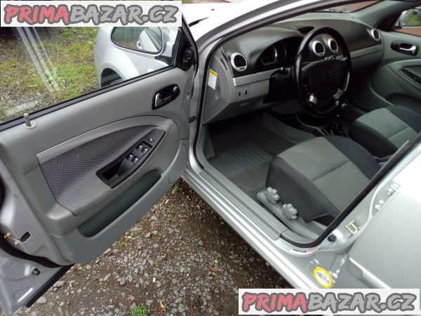 Chevrolet Nubira Combi CDX – fotografie 7