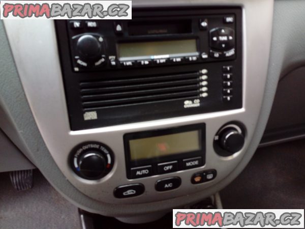 Chevrolet Nubira Combi CDX – fotografie 8