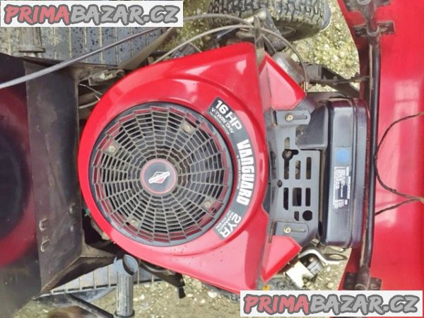 Prodám POLO-profesionální /ČESKÝ!!/ travní traktor Wiskonsin-APR 16-102  - NA OPRAVU - SEŘÍZENÍ ??? /VPŘED JEDE POUZE NA 1.RYCHLOST MÍSTO 9./ = 23 000,- – fotografie 5