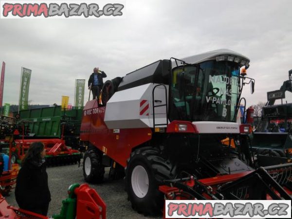 Kombajn ROSTSELMASH Vector – fotografie 1