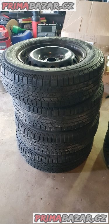 plechové disky chrysler s pneu pirelli scorpion 5x114.3 6.5jx16 et40 pneu 215/65 r16 98t