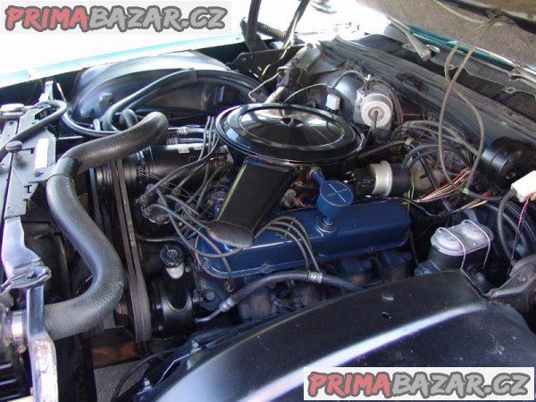 Motor 472 cu in (7.7L)