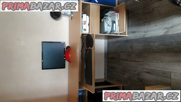 Prodej PC stolu – fotografie 2