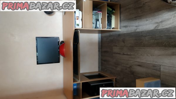Prodej PC stolu – fotografie 1