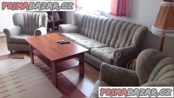 Gauc+ dve kresla