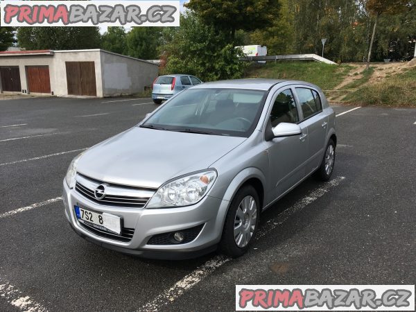 Opel Astra H – fotografie 1