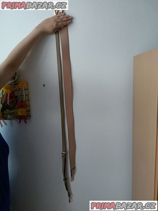 Dámská kabelka – fotografie 2