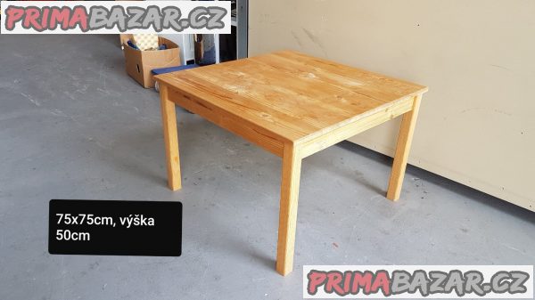Konferenční stolek