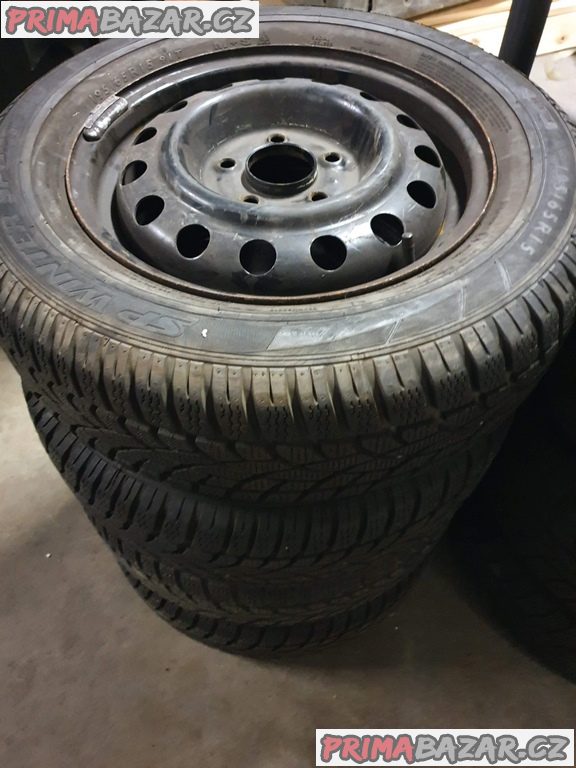 Plechove disky s pneu dunlop stred 67.1 mazda kia 5x114.3 5.5jx15 et47 pneu zimní 195/65 r15 91t 95% vzorek cena je za všechny 4 disky i s pne