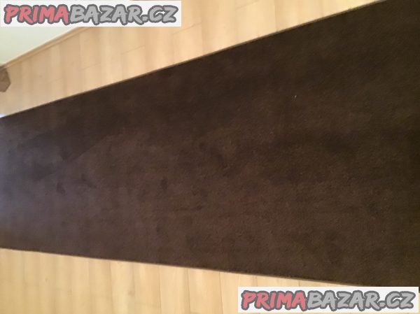 Nový koberec 400x100 obšitý, nepoužitý Prodám – fotografie 1