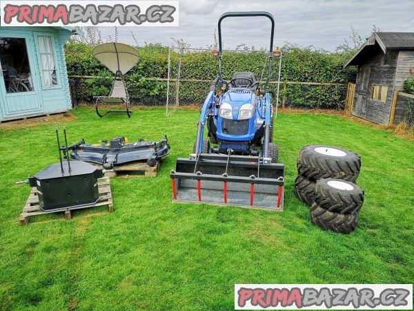 Traktor Iseki TX- GII3E7 + příslušenství – fotografie 1