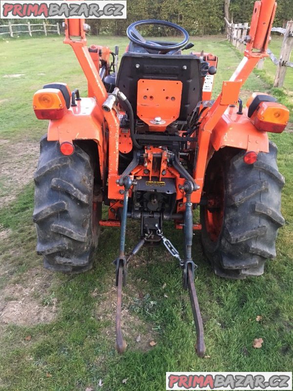 Traktor Kubota B50 HST 17 + čelní nakladač – fotografie 2