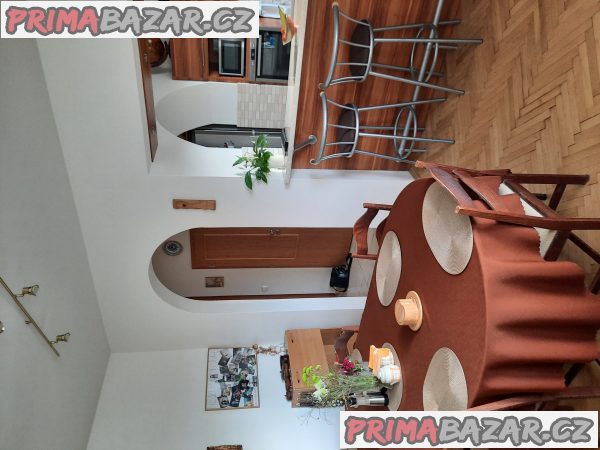 Dvougenerační RD se 2 byty po rekonstrukci, 2 parkovací stání, 3 lodžie … – fotografie 2