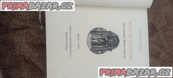 Knihy Jules Verne – fotografie 4