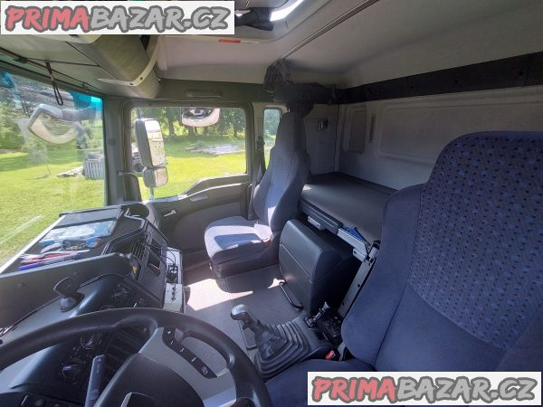 Nákladní automobil - Nosič Kontejnerů – fotografie 5