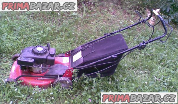 Prodám zahradní sekačku Hecht 546 S – fotografie 1
