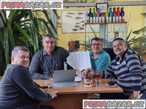 NAJDU SUPER PARŤÁKA NEBO PARŤAČKU...??? – fotografie 6