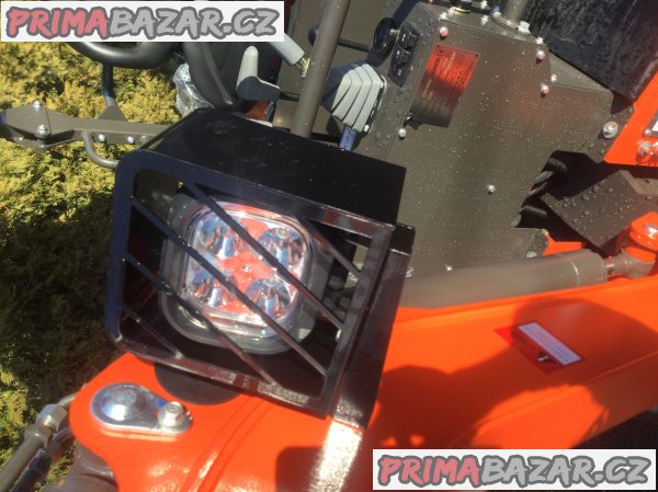 Bagr CR10, nejlevnější, dieselový minibagr 850 kg – fotografie 5