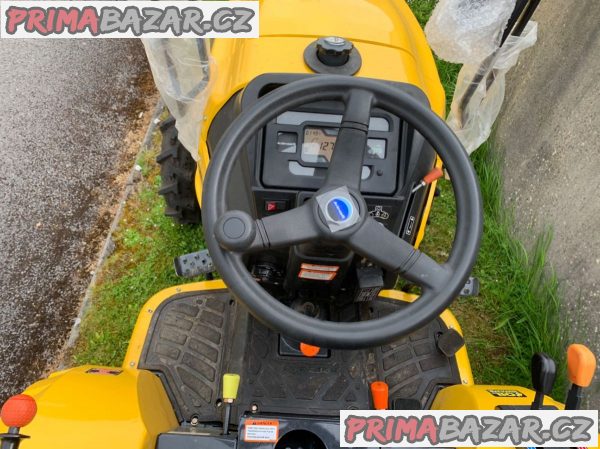 Kompaktní traktor Avenger – fotografie 4