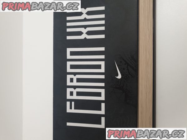 Nové basketbalové boty Nike Lebron 19 – fotografie 6