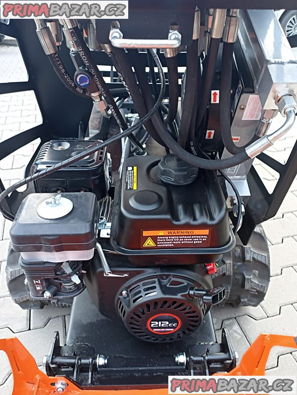 pásový mini nakladač, dumper se lžící CR50- 500 kg nosnost – fotografie 4