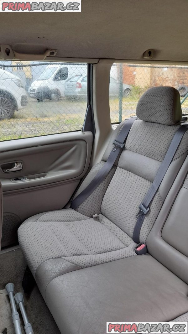 Volvo V70 – fotografie 9