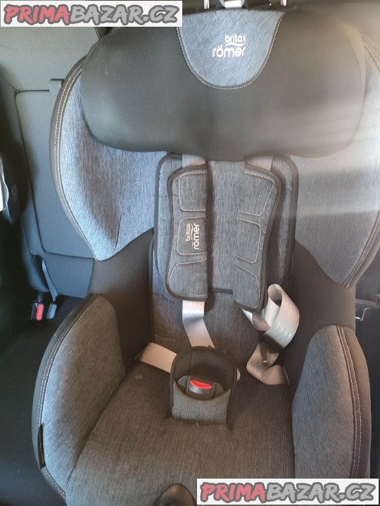 Britax Römer Trifix i-size - autosedačka 9-18kg – fotografie 4