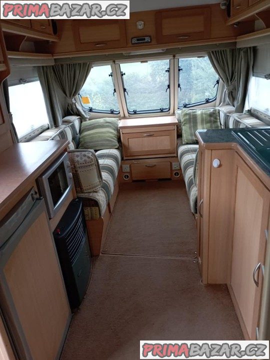 Prodám velmi zachovalý karavan Elldis Hurricane – fotografie 5