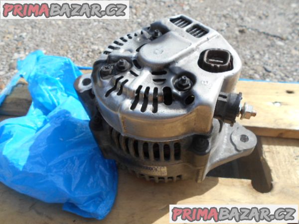 alternátor a ABS kocku na Suzuki Swift 1.2i K12B – fotografie 9