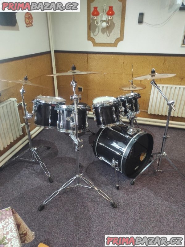 Bicí soupravu Tama s činely PAISTE – fotografie 1