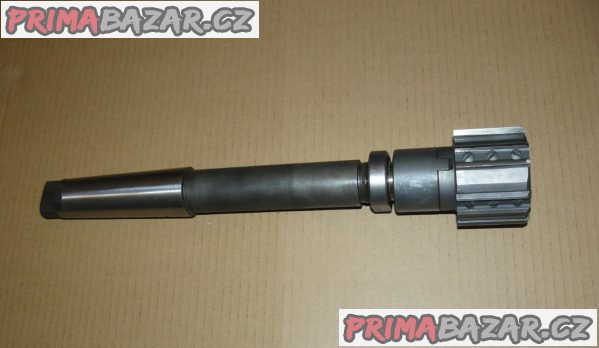 Držák 32/M4 (32/M5), ČSN 241210 s výstružníkem 75 H7 (NOVÉ) – fotografie 1