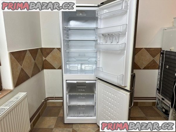 565 Lednice kombinovaná BEKO A+ ENERGY nerez – fotografie 2