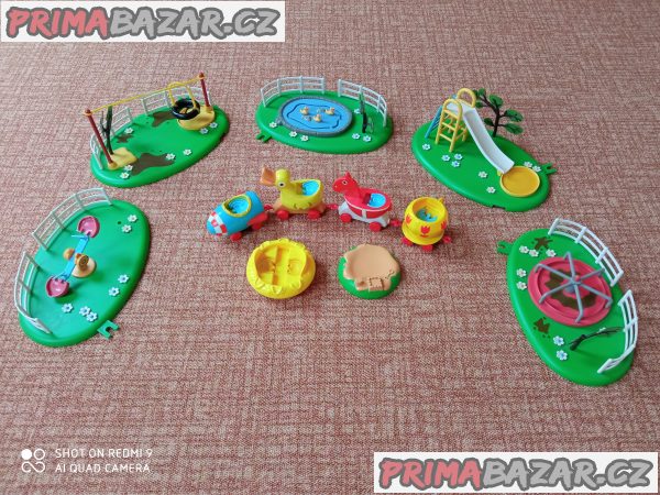 Prasátko peppa a hřiště – fotografie 1