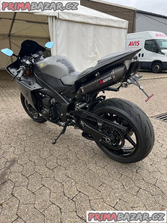 Yamaha YZF-R1 -2015 – fotografie 3
