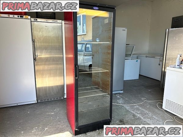 715 Prosklená lednice chladnice vitrína CARRIER – fotografie 1