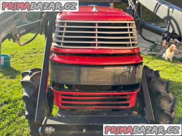 Traktor Kubota Saturn X – fotografie 2