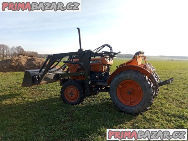 Malotraktor s Nakladacem Kubota BB7-01D – fotografie 1