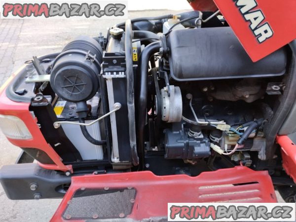 Traktor Yanmar YN422F + příslušenství – fotografie 4