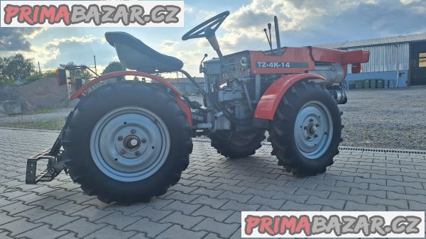 malotraktor TZ-4K-14 s motorem dvouválec – fotografie 6