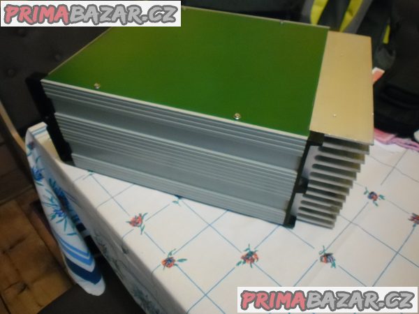 výkonný napajecí zdroj pro radiostanice 13,8V/30A – fotografie 2