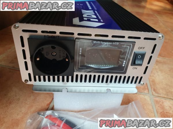 Měnič 12V / 220 V, 5000/2200W, čistý sinus – fotografie 2