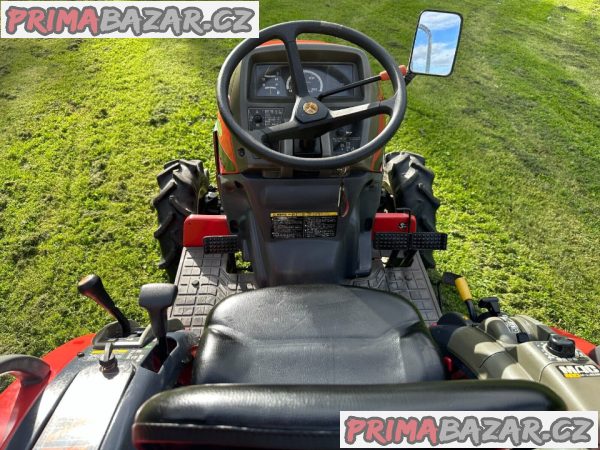 Malotraktor Mitsubishi MT200 – fotografie 4