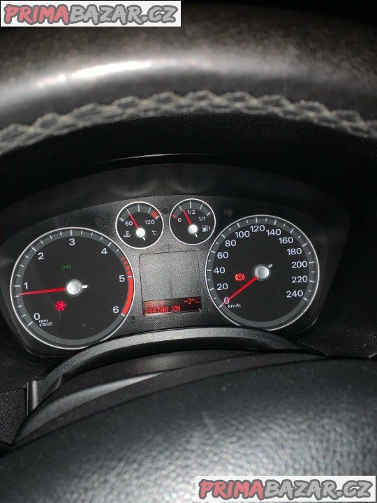 Prodám Výměnim Ford focus ii 1.6 tdci 80kw 2007 – fotografie 4