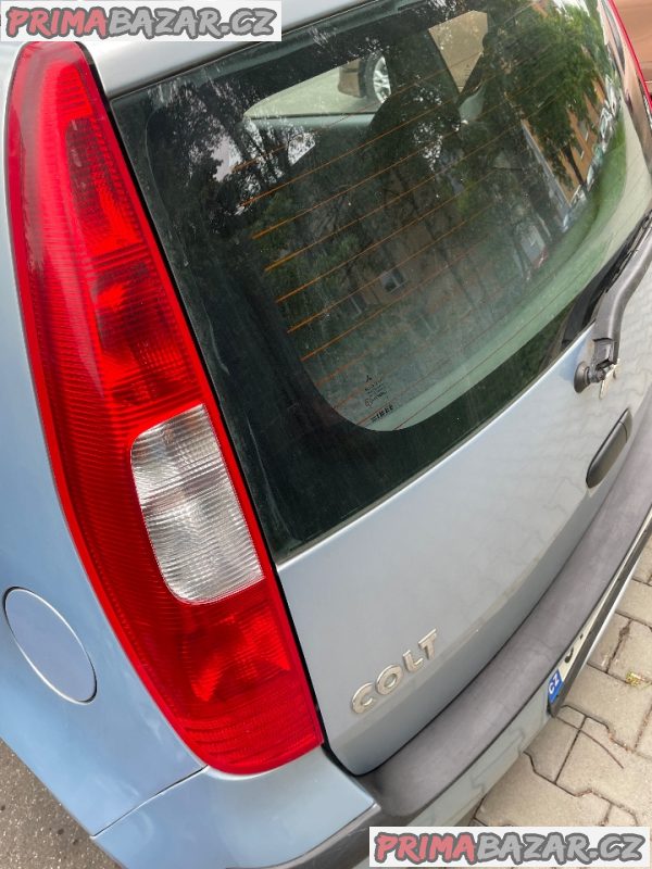 Mitsubishi Colt – fotografie 5