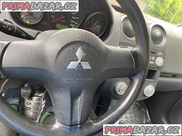 Mitsubishi Colt – fotografie 7